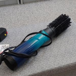 Conair inifiniti hairdryer and styler